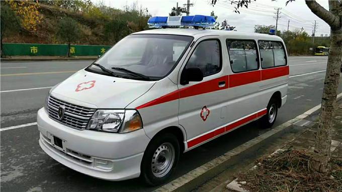 通化县丰田海狮救护车